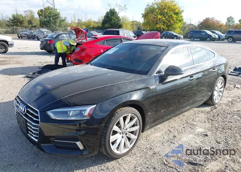 2018 Audi A5 2.0T Premium z USA, uszkodzony, nr VIN WAUBNDF52JA090989